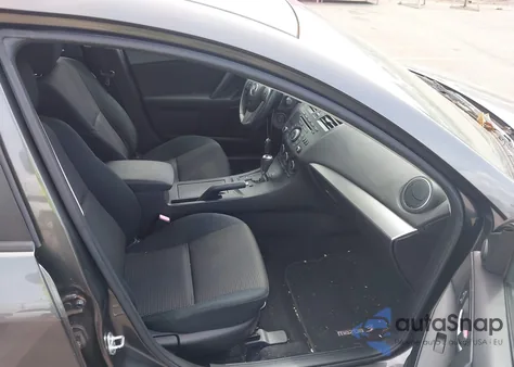 2013 Mazda Mazda3 I Touring из США, поврежденный, VIN JM1BL1LP1D1831215